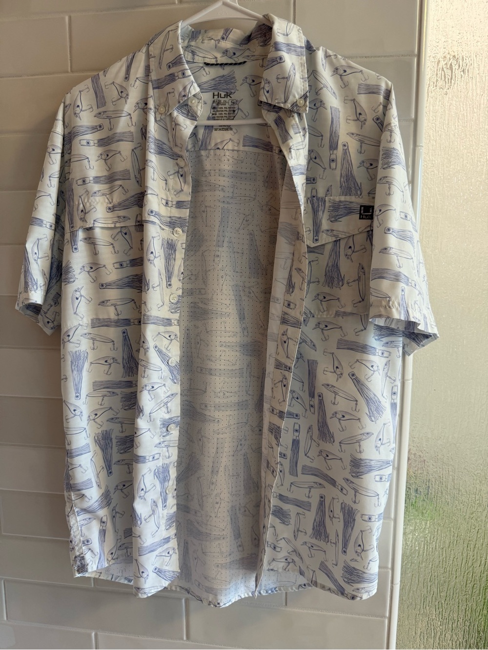 Huk Men's Surf Sketch Short Sleeve Button-Up